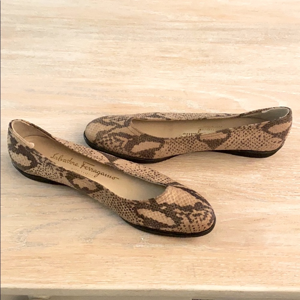 Salvatore Ferragamo Flats